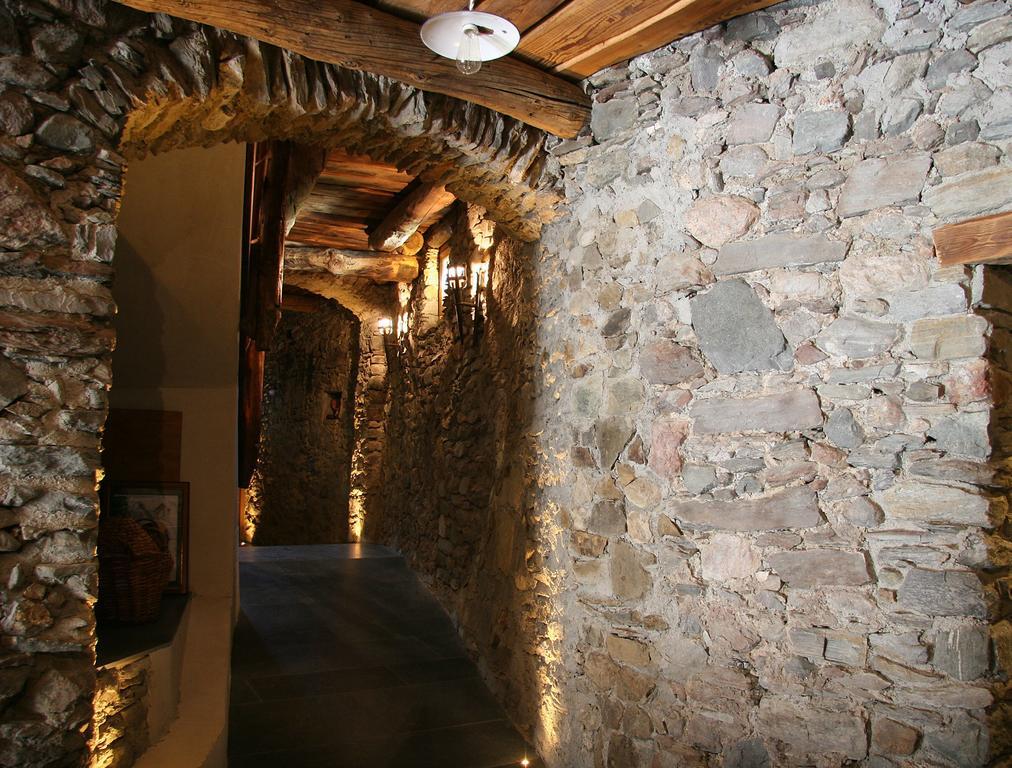 Ostello Del Castello Tirano Exterior foto